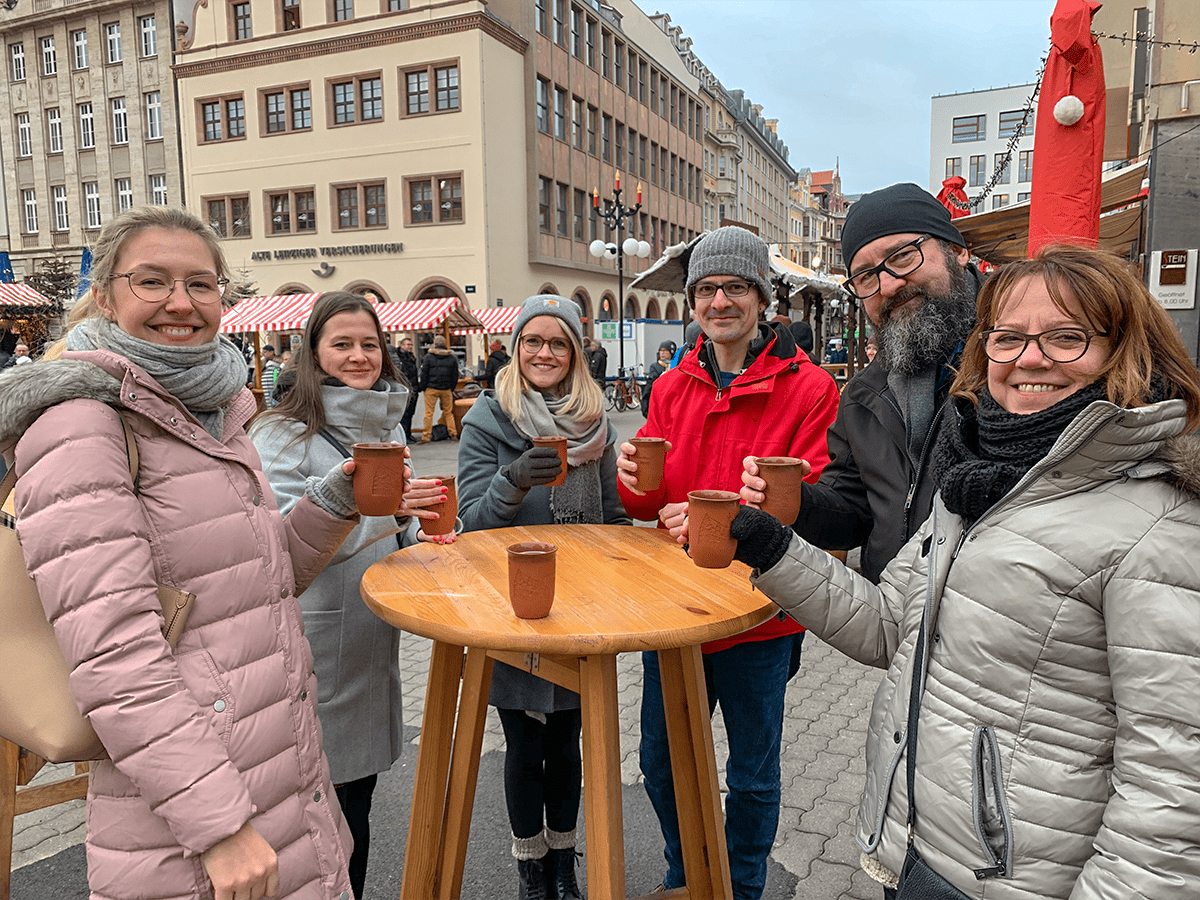 Zum Startschuss gab's Winzerglühwein auf dem Leipziger Weihnachtsmarkt. enders Marketing
